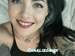 Charlieonixx