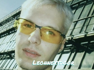 Leonnextdoor