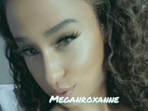 Meganroxanne