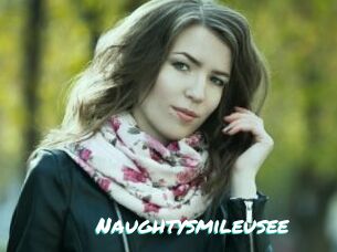 Naughtysmileusee