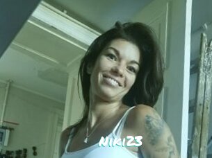 Niki23