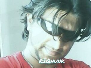 RIQhunk