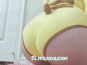 Slyfoxxiroxxi